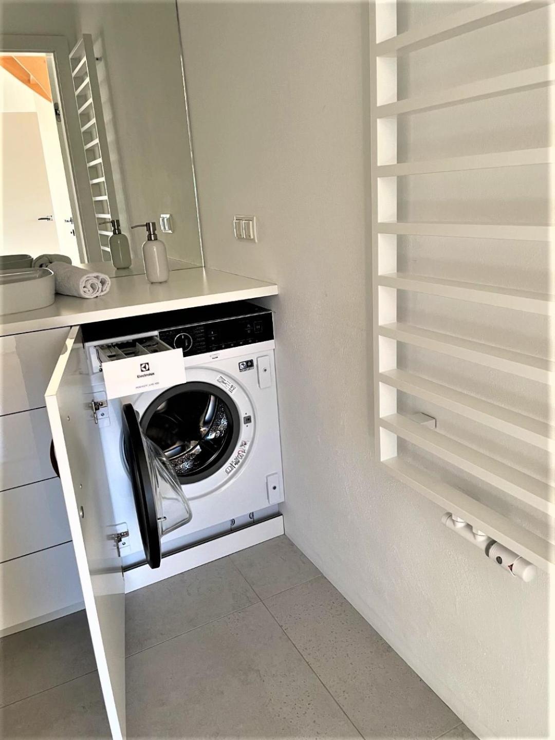 Apartament Przystan W Ustce - 120 M2 - 200 M Od Plazy Mickiewicza 2 Устка Екстериор снимка