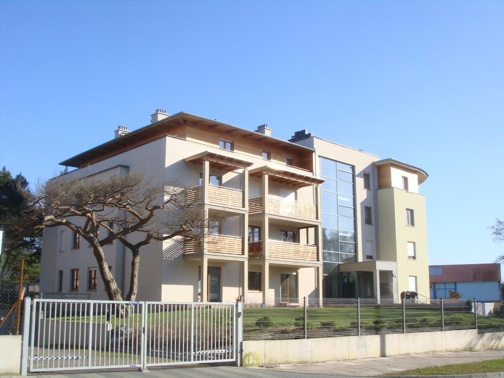Apartament Przystan W Ustce - 120 M2 - 200 M Od Plazy Mickiewicza 2 Устка Стая снимка